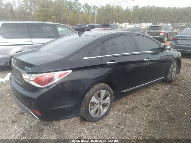 2011 HYUNDAI SONATA HYBRID VIN: KMHEC4A48BA011830