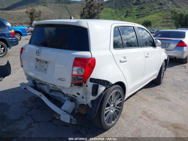 JTKKUPB41E1045593 Scion XD