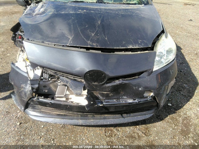 Toyota Prius Three 2015 JTDKN3DU9F0416100 Image 17
