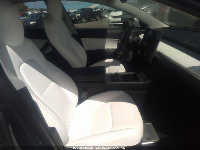 5YJ3E1EA8MF908743 Tesla Model 3 Standard Range Plus Rear-wheel Drive