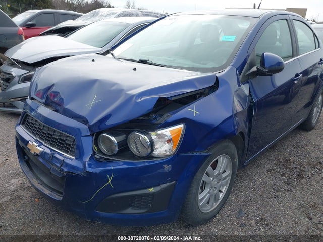 Chevrolet Sonic Lt Auto 2014 1G1JC5SH0E4190788 Image 2