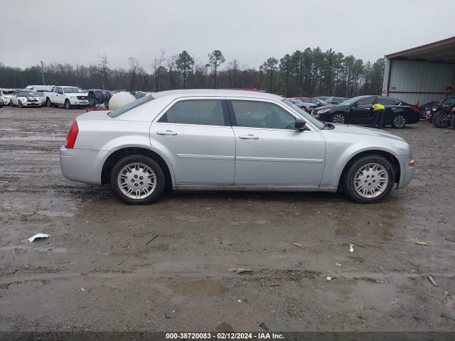 2006 CHRYSLER 300 VIN: 2C3KA43R66H223353