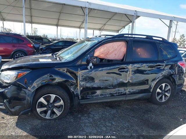 Subaru Forester 2.5i Premium 2018 JF2SJAEC1JH488796 Image 13