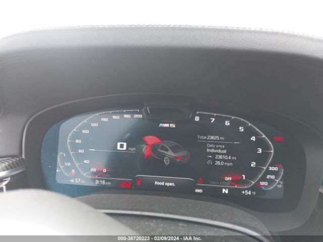 WBS83CH07MCF81223 BMW M5