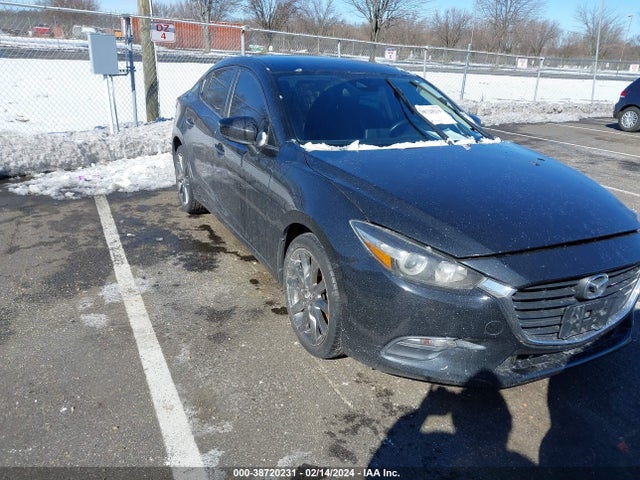Продаж на аукціоні авто 2018 Mazda Mazda3 Touring, vin: 3MZBN1V32JM209156, номер лоту: 38720231
