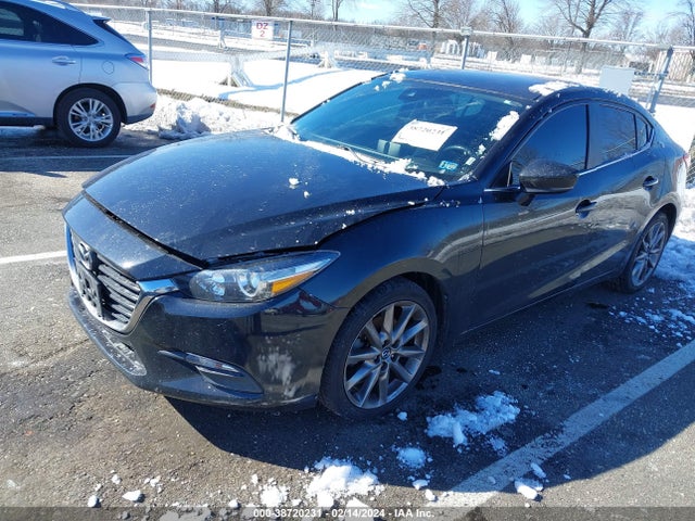 Продаж на аукціоні авто 2018 Mazda Mazda3 Touring, vin: 3MZBN1V32JM209156, номер лоту: 38720231