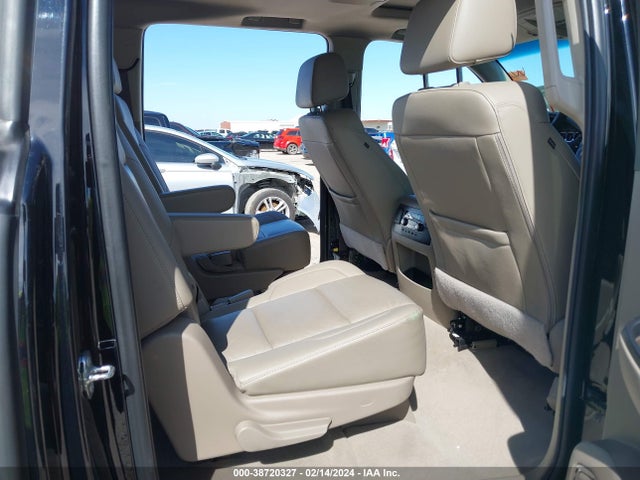 Chevrolet Suburban Lt 2019 1GNSCHKC9KR146165 Image 8