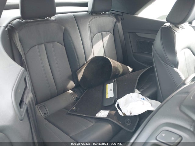 WAUYNGF50JN012697 Audi A5 2.0t Premium
