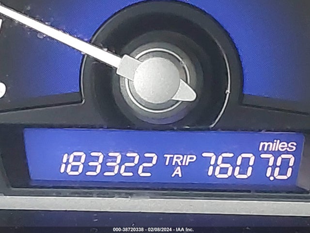 2010 HONDA CIVIC LX VIN: 2HGFG1B62AH512113