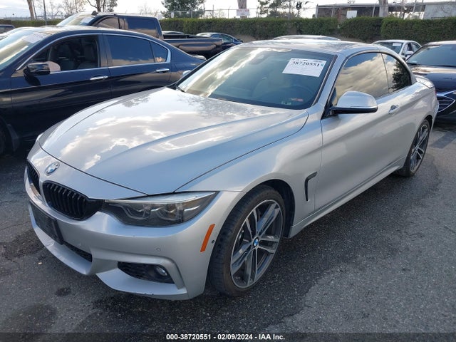 WBA4Z5C5XJEA32907 BMW 440I