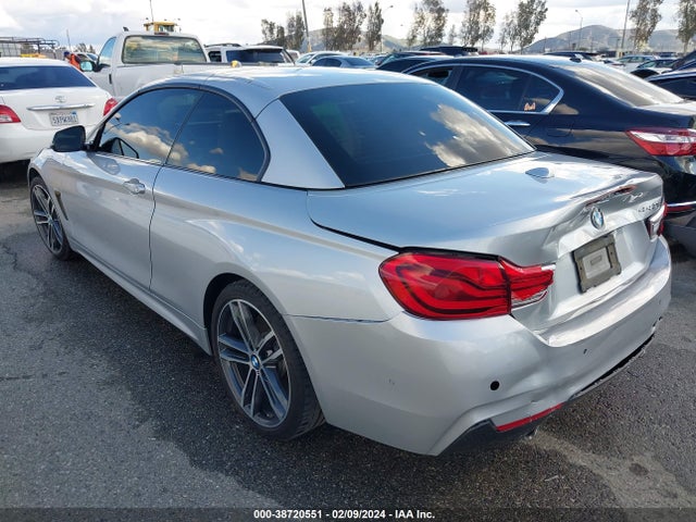 WBA4Z5C5XJEA32907 BMW 440I