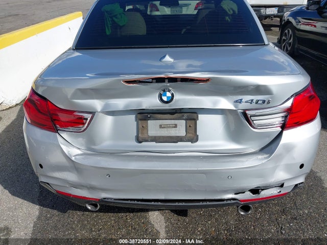 WBA4Z5C5XJEA32907 BMW 440I