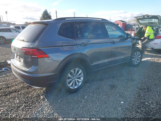3VV0B7AX7JM123731 Volkswagen Tiguan 2.0t S
