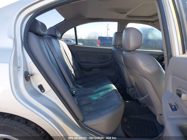 2005 HYUNDAI ELANTRA GLS/GT VIN: KMHDN46D95U986631
