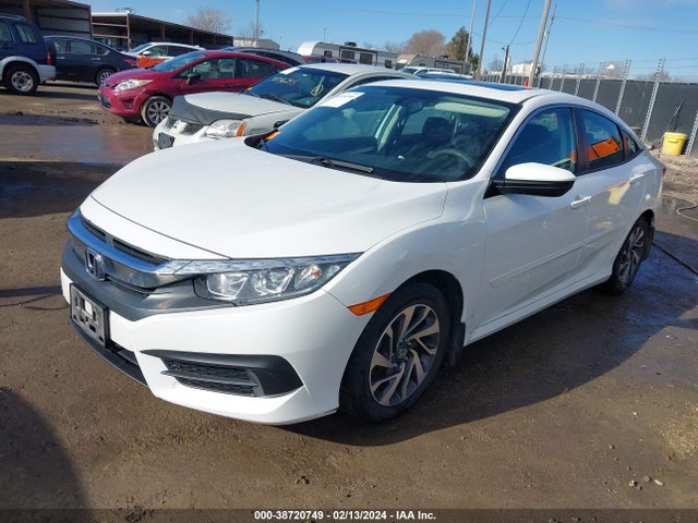 Honda CIVIC EX 2018 19XFC2F72JE019384 Image 2
