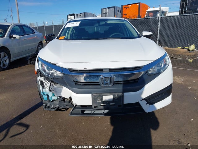 Honda CIVIC EX 2018 19XFC2F72JE019384 Image 6
