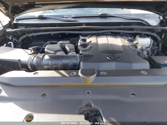 Toyota 4runner Limited 2016 JTEBU5JRXG5335041 Image 10