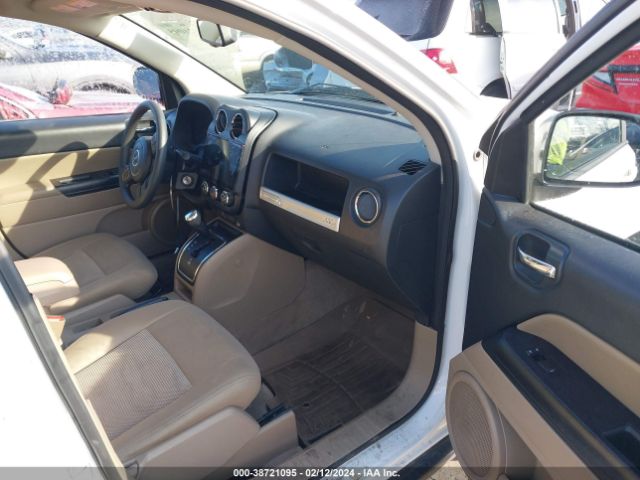 1C4NJCBB5GD590217 Jeep Compass Sport