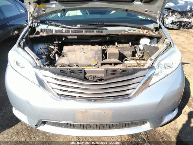 2014 TOYOTA SIENNA XLE 7 PASSENGER VIN: 5TDDK3DC4ES071806