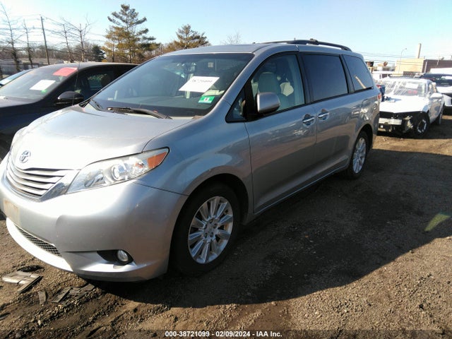 2014 TOYOTA SIENNA XLE 7 PASSENGER VIN: 5TDDK3DC4ES071806