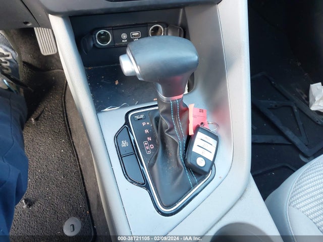 2019 KIA NIRO PLUG-IN HYBRID LX VIN: KNDCM3LDXK5234847