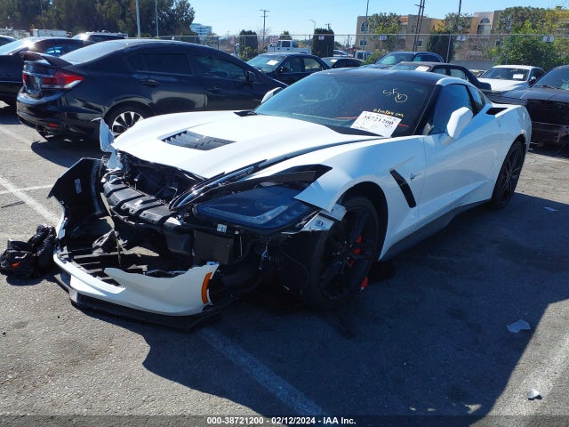 Chevrolet Corvette Stingray Z51 2019 1G1YM2D74K5106976 Image 2