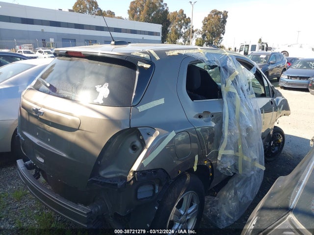 Chevrolet Trax Awd Ls 2021 KL7CJNSMXMB375165 Image 4