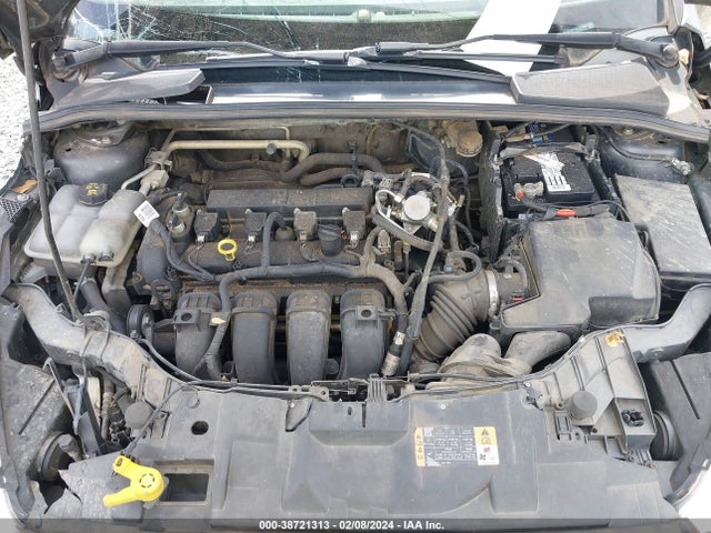 Ford FOCUS SE 2016 1FADP3F27GL393369 Image 10