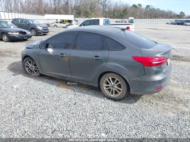 Ford FOCUS SE 2016 1FADP3F27GL393369 Image 3