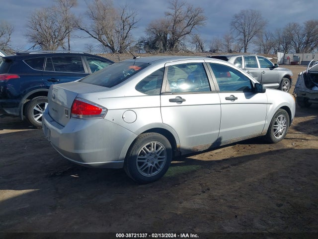 2010 FORD FOCUS SE VIN: 1FAHP3FN0AW291008