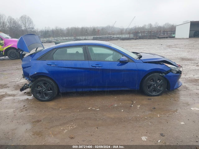 Hyundai ELANTRA SEL 2022 5NPLM4AG5NH063383 Image 13