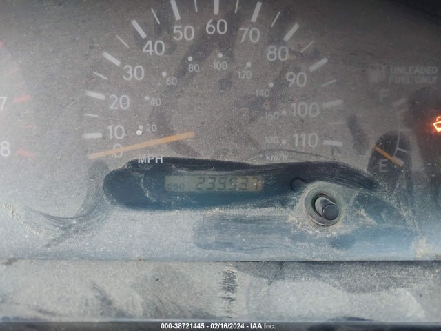 1999 TOYOTA TACOMA VIN: 4TAWM72N5XZ479582