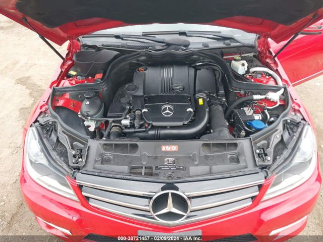 WDDGF4HB3EA947163 Mercedes-Benz C 250 Luxury/sport
