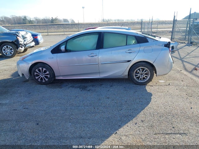 Toyota PRIUS XLE 2019 JTDL9RFU0K3000258 Image 13