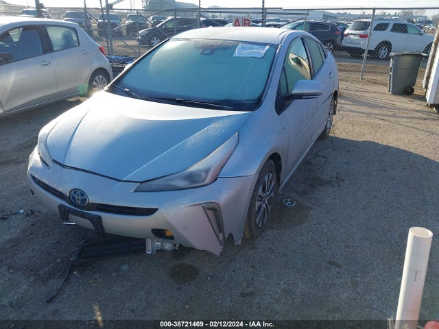 Toyota PRIUS XLE 2019 JTDL9RFU0K3000258 Image 2