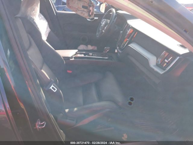 YV4A22RK1K1383343 Volvo Xc60 T6 Momentum