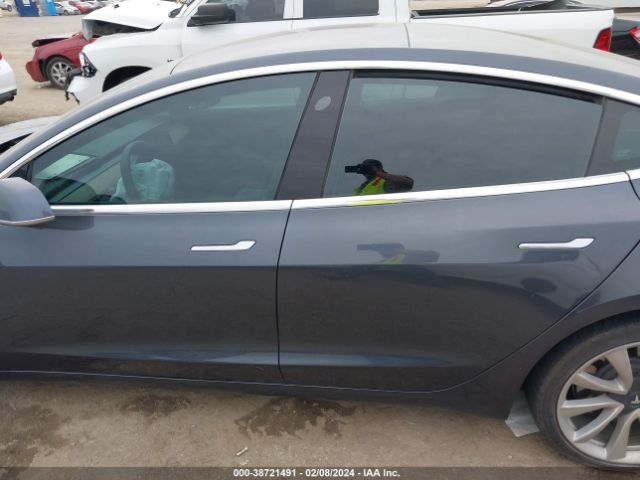 5YJ3E1EB9JF132756 Tesla Model 3 Long Range/performance