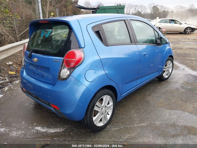 Chevrolet Spark 1lt Cvt 2015 KL8CD6S93FC738228 Image 4