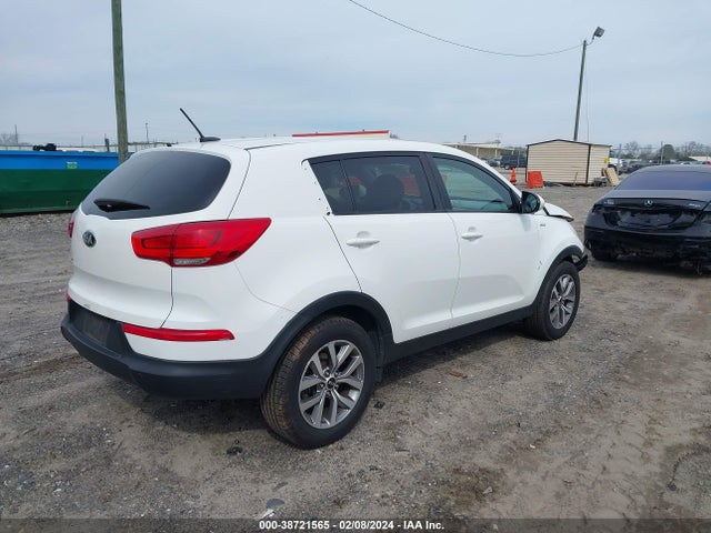 KIA Sportage Lx 2016 KNDPBCAC2G7878887 Image 4