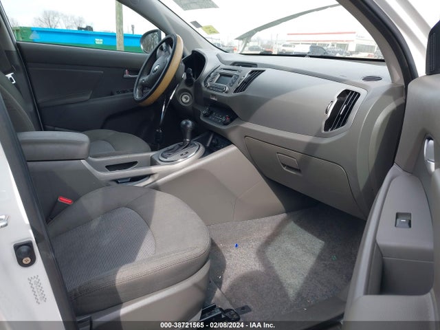KIA Sportage Lx 2016 KNDPBCAC2G7878887 Image 5