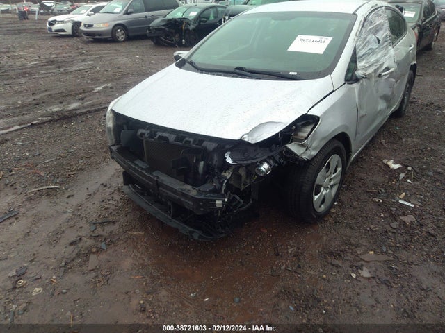 KIA FORTE LX 2017 3KPFK4A76HE121013 Image 6