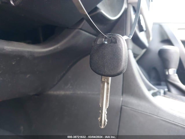 Toyota COROLLA LE 2014 5YFBURHE9EP097682 Image 11