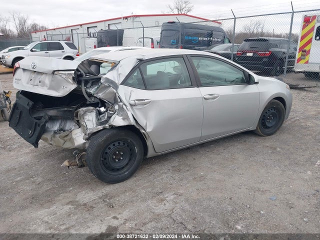 Toyota COROLLA LE 2014 5YFBURHE9EP097682 Image 4