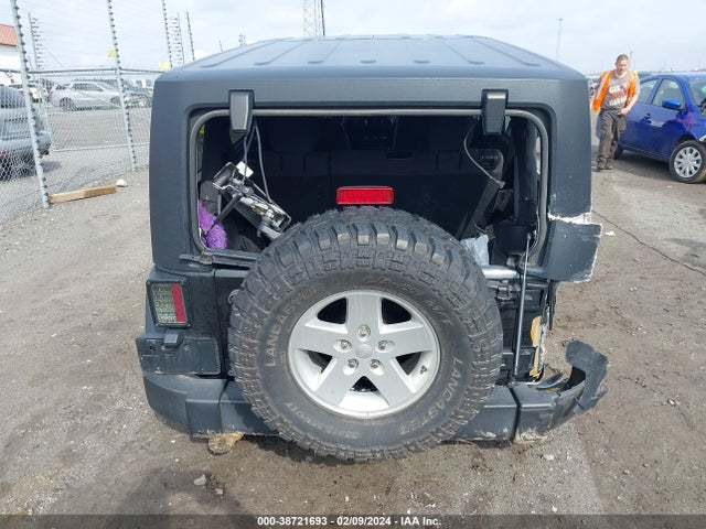 1C4BJWDG1JL896289 Jeep Wrangler Jk Unlimited Sport S 4x4