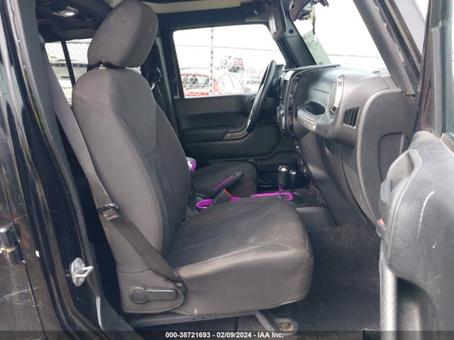 1C4BJWDG1JL896289 Jeep Wrangler Jk Unlimited Sport S 4x4