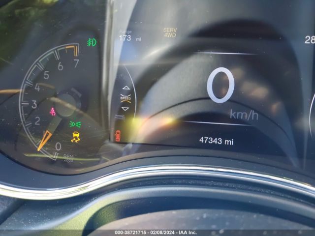 2019 JEEP GRAND CHEROKEE 1C4RJFBG2KC854488 Photo 6