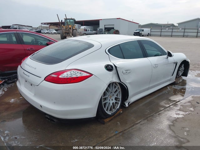 2010 PORSCHE PANAMERA WP0AB2A72AL062697 Photo 3