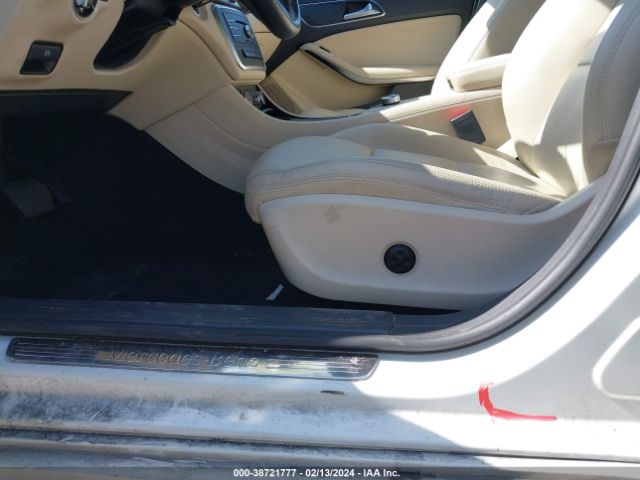 WDDSJ4EB3FN282076 Mercedes-Benz CLA 250