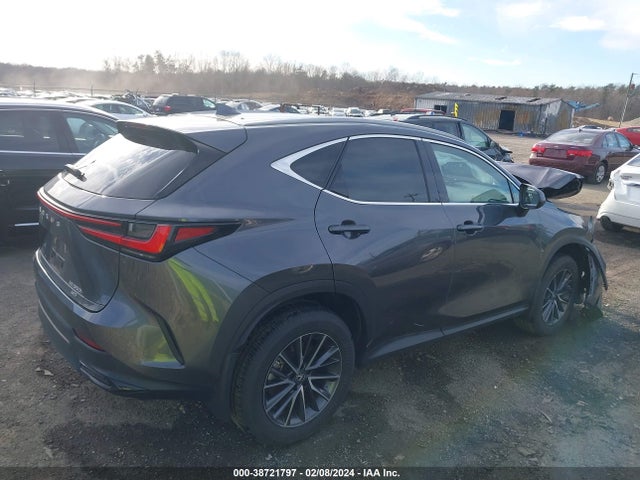 2T2AKCEZ5NC006604 Lexus NX 350H