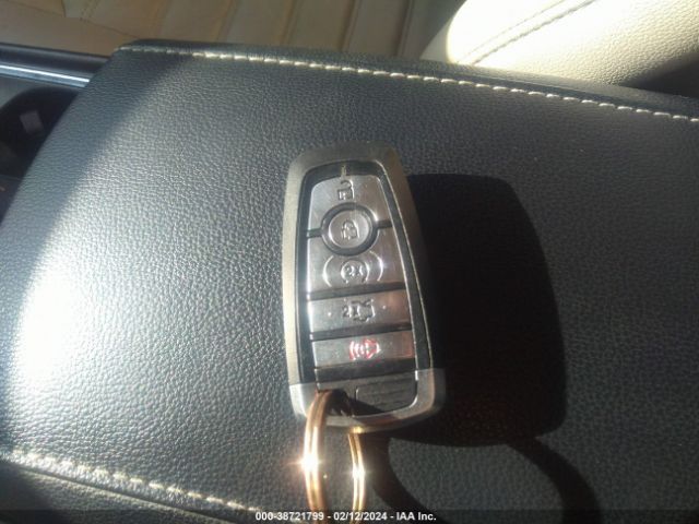 3FA6P0PU2HR153186 Ford Fusion Energi Se Luxury